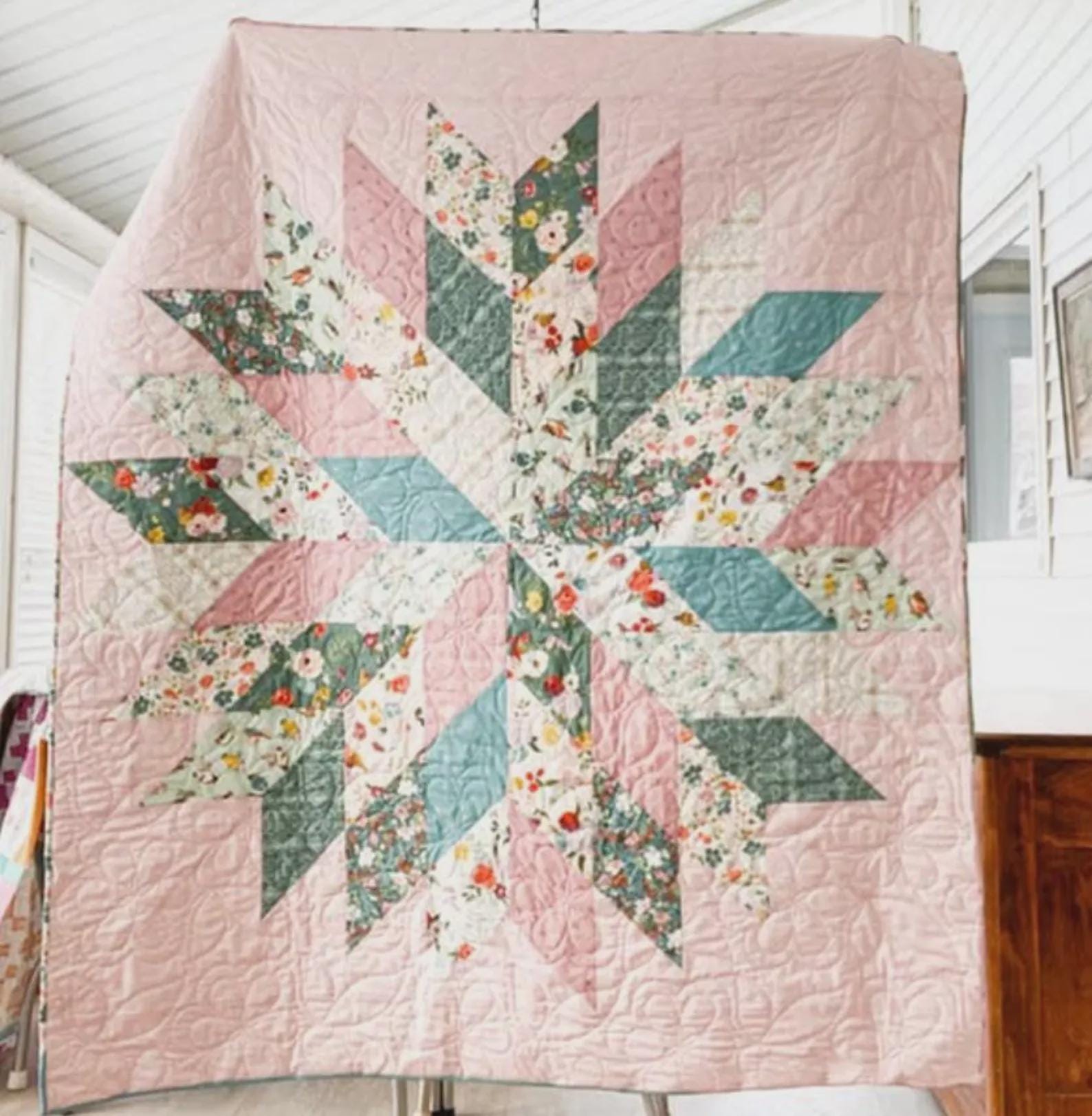 Floral Star Quilt Pattern – Modern Frost Quilt Design - Winter Quilting , Step-by-Step Sewing (Digital Download) - Image 5